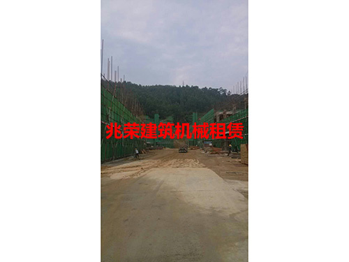 建筑塔式起重机